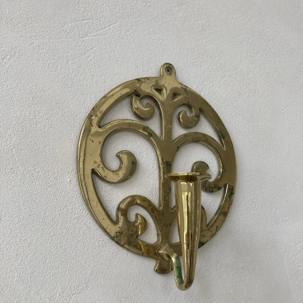 Virginia Metalcrafters Brass 16-1 Wall‎ Sconce & Candle Holder